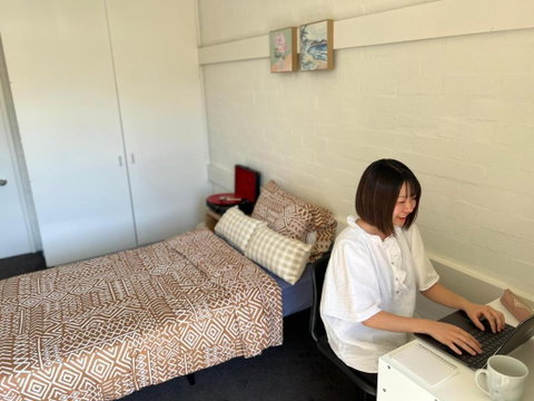 Ozi Village Cardigan - Accommodation Broadbeach 2