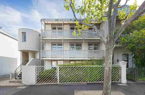 Ozi Village Cardigan - Accommodation Broadbeach 3