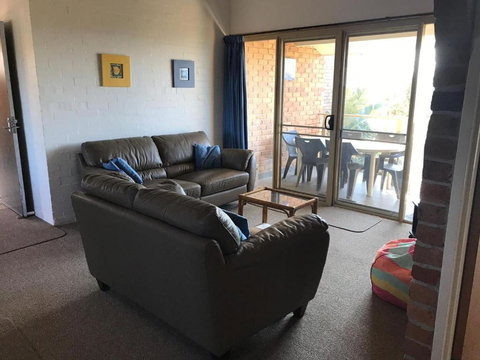 Oceanside 04 Sea Bliss - Accommodation Broadbeach 2