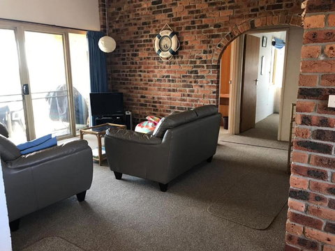 Oceanside 04 Sea Bliss - Accommodation Broadbeach 3