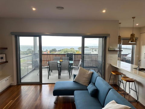 Oceans 15- Stunning Home Ocean Views Close To Wineries Restaurants And Golf Course - Accommodation Broadbeach 0