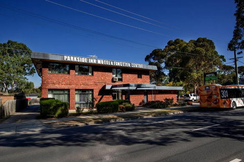 Parkside Inn Motel - Accommodation Broadbeach 0
