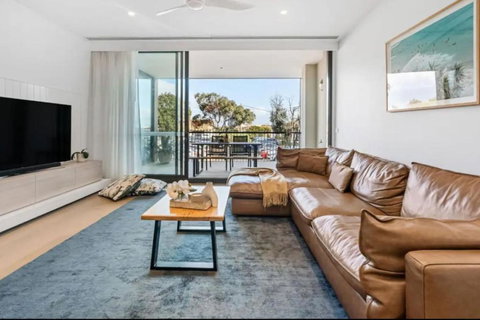 Parkvue 11 What A Spot - Accommodation Broadbeach 1
