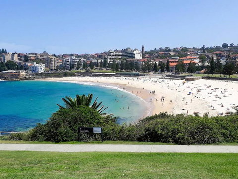 Penthouse Apartment Ocean Views - Accommodation Broadbeach 2