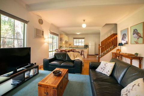 Pinnacle Retreat - Accommodation Broadbeach 0