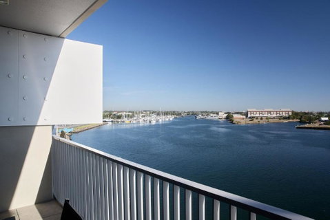 Portside On Honeysuckle - Accommodation Broadbeach 1