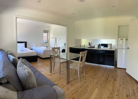 Private Studio House Unit In Dundas Valley - Accommodation Broadbeach 0