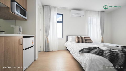 Private Suite With Queen Bed TV - Room 11 - Accommodation Broadbeach 0