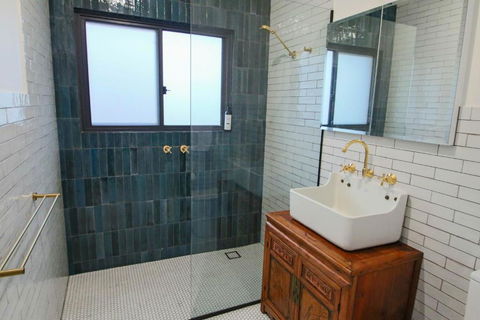 Queen On Randle - Accommodation Broadbeach 0