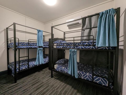 Queen Victoria Hostel - Accommodation Broadbeach 1