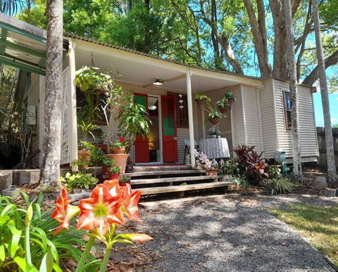 Quirky Cottage In Centre Of Maleny, Walk Everywhere - Accommodation Broadbeach 0