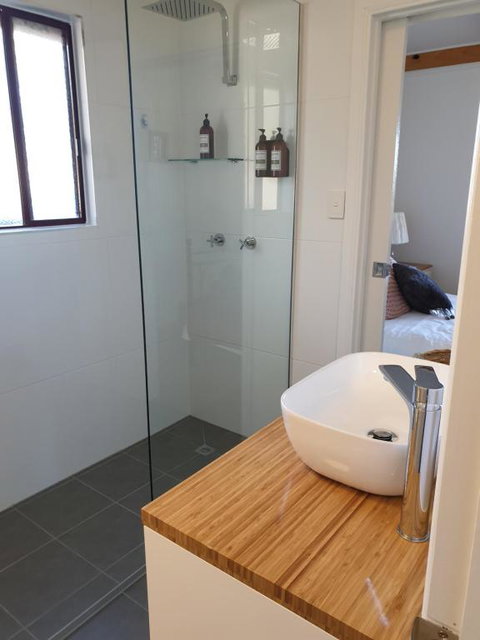 R & R On The Ravine - Accommodation Broadbeach 3
