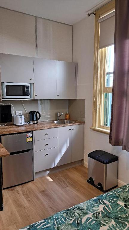 Randwick City Lodge 2 - Accommodation Broadbeach 2