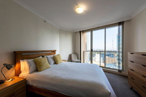 Astra Apartments Chatswood - Brown Street - Accommodation Broadbeach 3