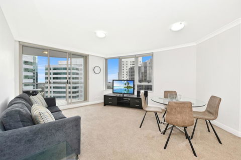 Astra Apartments Chatswood - Brown Street - Accommodation Broadbeach 1