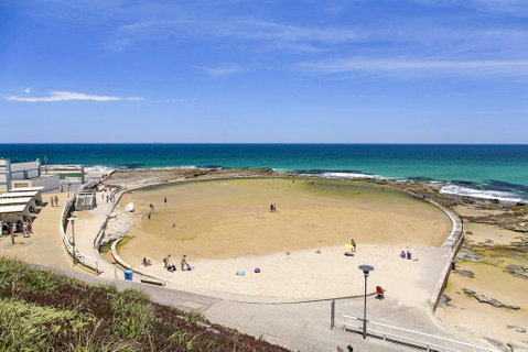 Astra Apartments Newcastle - Accommodation Broadbeach 2