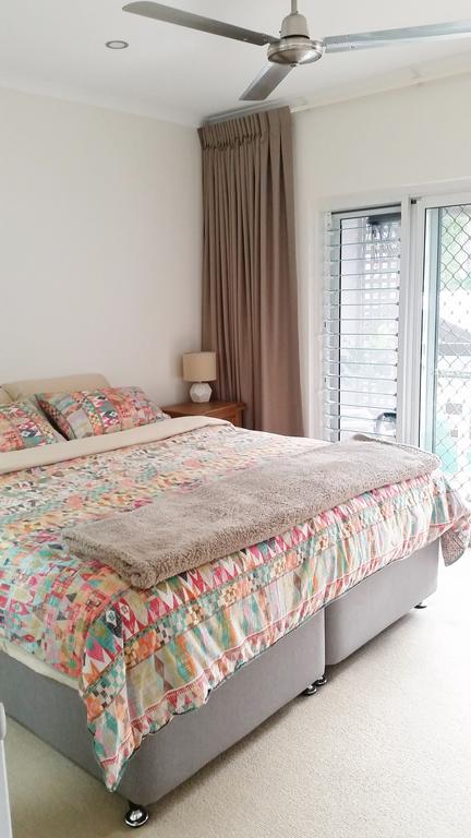 Attenborough Apartments - Accommodation Broadbeach 3