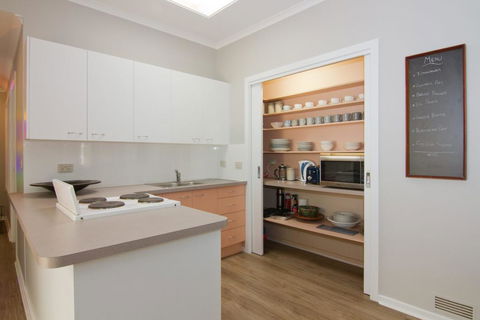 Atticus Cottage - Accommodation Broadbeach 2