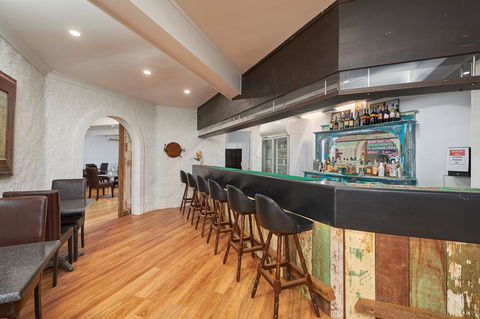 Australian Homestead Motor Lodge - Accommodation Broadbeach 3