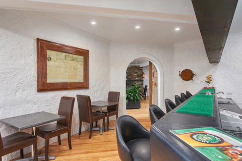 Australian Homestead Motor Lodge - Accommodation Broadbeach 2