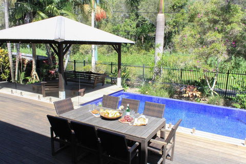 Away On Shirley Lane - Accommodation Broadbeach 3