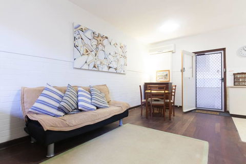 B3 Walk To UWA, Swan River On The Nedlands Border - Accommodation Broadbeach 0