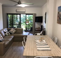 Balcony Apartment Port Douglas - Accommodation Broadbeach