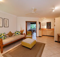 Balinese Style Apartment - Accommodation Broadbeach
