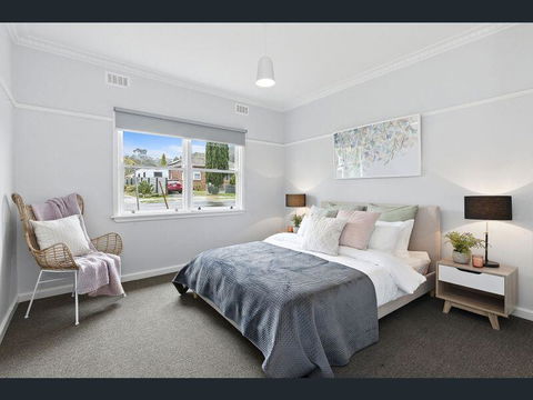 BALLARAT CLOSE 2 CBD + HOSPITAL+3BR HOME+NETFLIX + WiFi + Gift - Accommodation Broadbeach 2