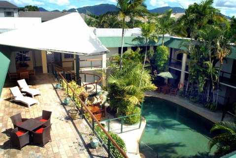 Bay Village Tropical Retreat & Apartments - Accommodation Broadbeach 0