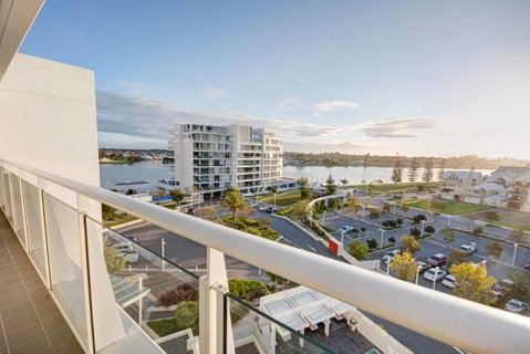 Bayview 701 - Accommodation Broadbeach 0
