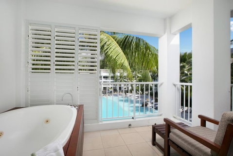 BEACH CLUB PENTHOUSE 5134 - Accommodation Broadbeach 1