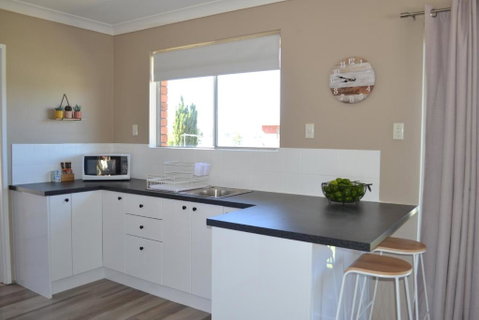 Rio Rita Ocean View Apartments - Accommodation Broadbeach 3