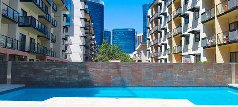 Resort-style Living In Perth CBD - 2X2 Apt - Accommodation Broadbeach 0