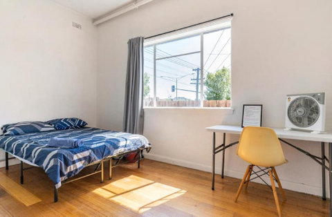 Richmond Private Rooms - 151 Hoddle Homestay - Accommodation Broadbeach 1