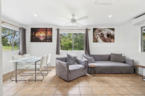 Red Rock Rest - Accommodation Broadbeach 1