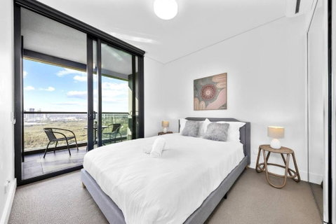 Relaxing Getaway In Olympic Park - Accommodation Broadbeach 1