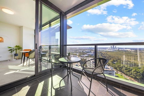 Relaxing Getaway In Olympic Park - Accommodation Broadbeach 3