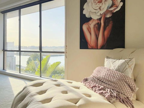 Retreat Andrew House - Accommodation Broadbeach 2