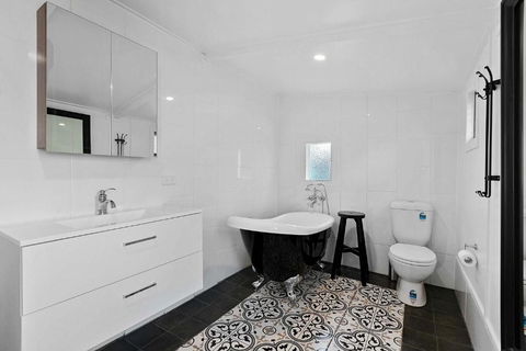 Retro On Walker - Accommodation Broadbeach 3