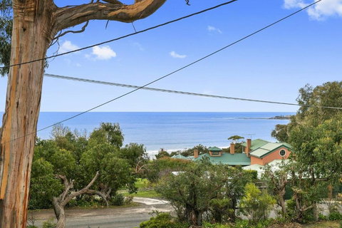 Retro Retreat - Accommodation Broadbeach 2