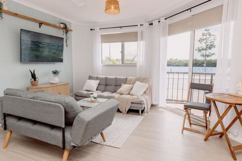 River Sands Apartments - Accommodation Broadbeach 2