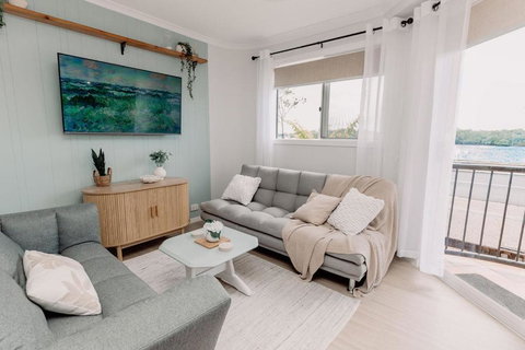 River Sands Apartments - Accommodation Broadbeach 3