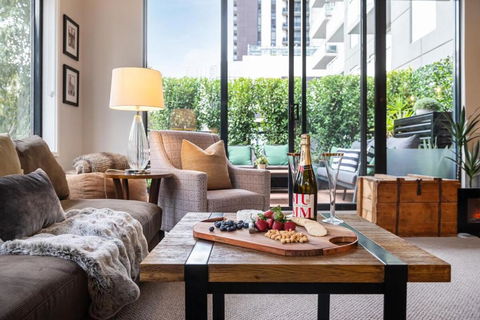 Rivergarden 3 Bedroom Apartment - Accommodation Broadbeach 0