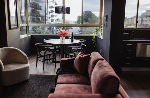 Riverside Stay On Moray - Accommodation Broadbeach 0