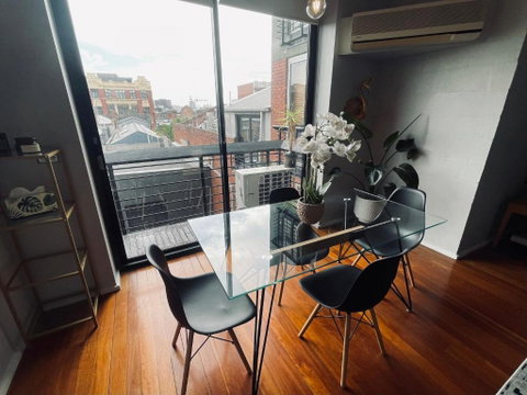 Red Tulip Apartments In Prahran - Accommodation Broadbeach 3
