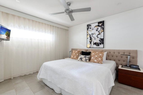 Rose At Temple Palm Cove - A Poolside Paradise - Accommodation Broadbeach 3