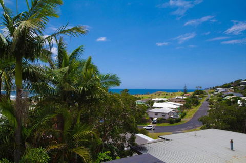 Rosemaree, 24 East Street - Accommodation Broadbeach 0