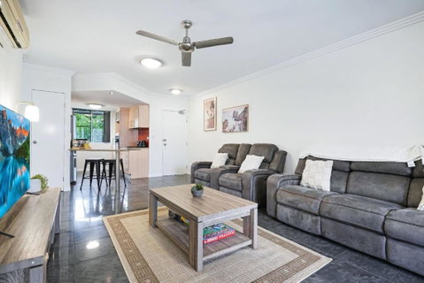Royal Pavilions 8 - Accommodation Broadbeach 3