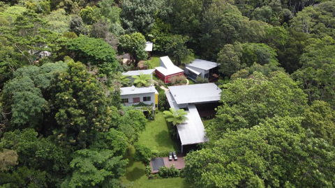 Runawaytomaleny - Accommodation Broadbeach 1